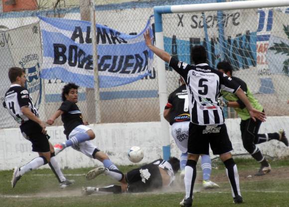 Alianza manda y Del Bono igualó Alianza manda y Del Bono igualó