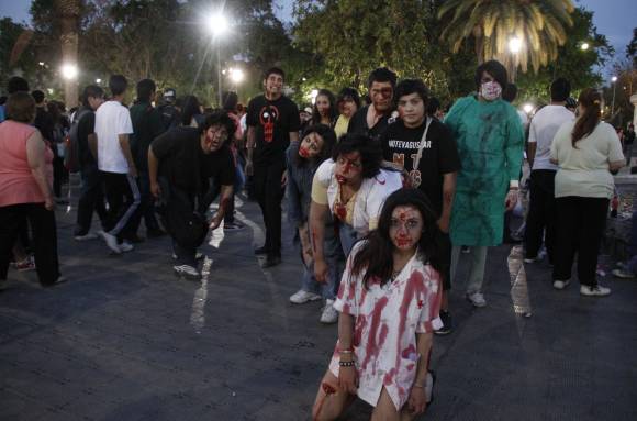 La marcha de los zombies La marcha de los zombies