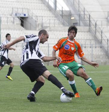 El juego continúa sin aparecer en su dimensión El juego continúa sin aparecer en su dimensión