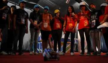 Un robot que llegó para quedarse y que atrapó la atención de todos Un robot que llegó para quedarse y que atrapó la atención de todos