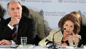 Lorenzino: “El gobierno jamás le pagará a los fondos buitres” Lorenzino: “El gobierno jamás le pagará a los fondos buitres”