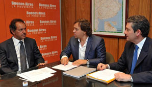 Scioli va por el voto joven Scioli va por el voto joven