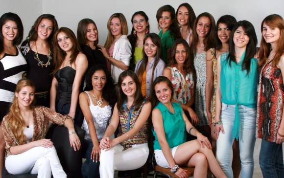 Juntas por primera vez Juntas por primera vez