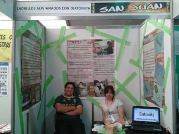 Sanjuaninos premiados en la Feria Nacional de Ciencia Sanjuaninos premiados en la Feria Nacional de Ciencia