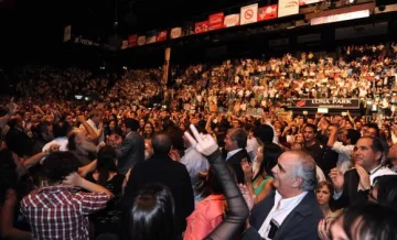 La fiebre por Néstor lo copó al Luna Park La fiebre por Néstor lo copó al Luna Park