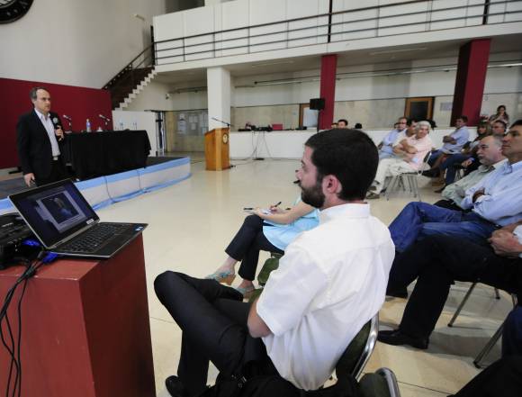 Afirman que el glaciar de escombro no garantiza agua Afirman que el glaciar de escombro no garantiza agua