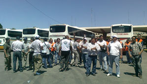 Conflicto gremial complica el traslado de trabajadores mineros Conflicto gremial complica el traslado de trabajadores mineros