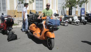 De Austria a San Juan con una Vespa De Austria a San Juan con una Vespa
