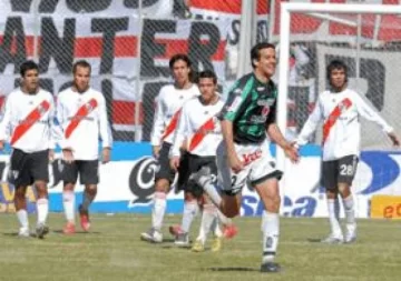 El Verdinegro recibirá a River el domingo en el Bicentenario El Verdinegro recibirá a River el domingo en el Bicentenario