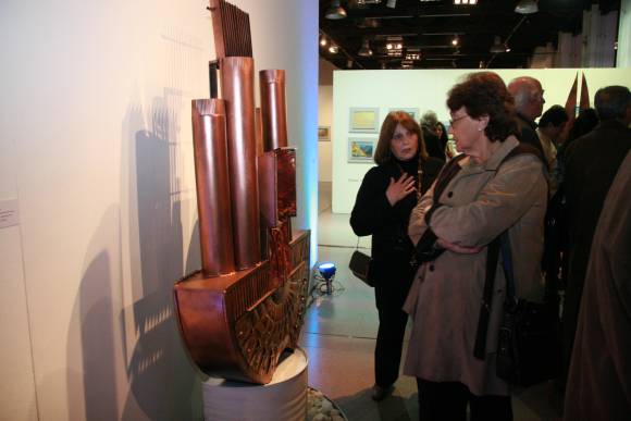 Con el color del cobre Con el color del cobre