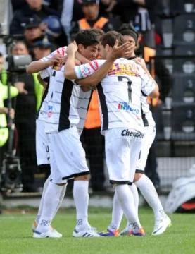 “Extraño tomar el mate con mi vieja” “Extraño tomar el mate con mi vieja”