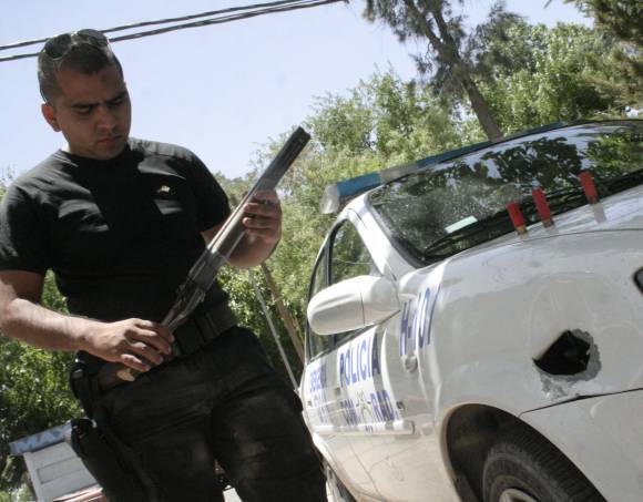 Mató un perro y baleó a un patrullero Mató un perro y baleó a un patrullero