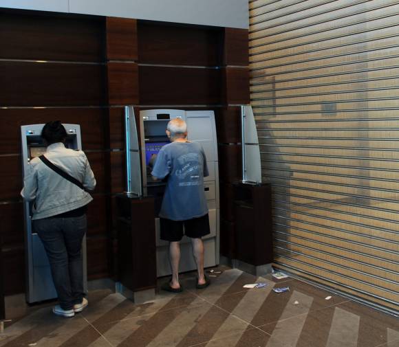 Bancos: amenazan con paro de 48 hs en enero Bancos: amenazan con paro de 48 hs en enero