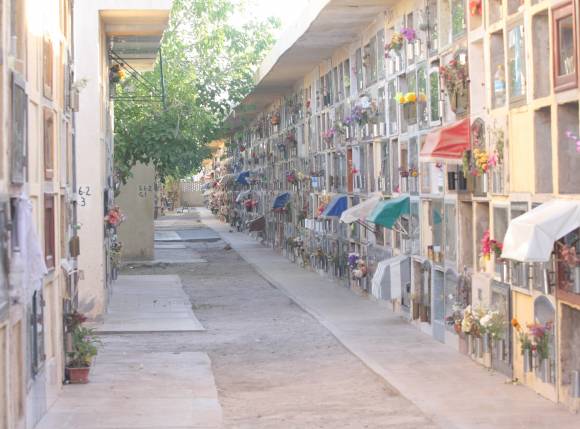 Rawson le puso freno al negocio de la venta de nichos municipales Rawson le puso freno al negocio de la venta de nichos municipales