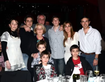 Doble festejo cumpleañero Doble festejo cumpleañero