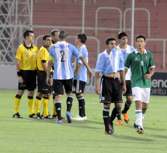 Quedó al borde de la despedida Quedó al borde de la despedida