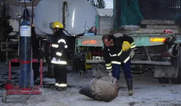 Dos heridos por una explosión Dos heridos por una explosión