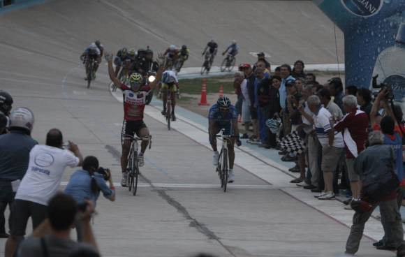 Salas se quedó con la etapa Salas se quedó con la etapa