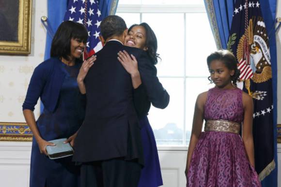 Malia y Sasha, dos adolescentes disciplinadas en la Casa Blanca Malia y Sasha, dos adolescentes disciplinadas en la Casa Blanca