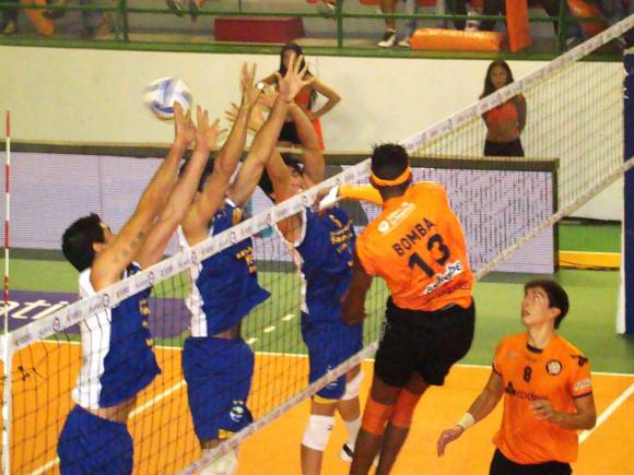 UPCN, con las manos vacías UPCN, con las manos vacías