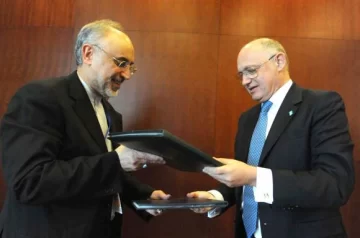 Irán aceptó investigar el ataque a la sede de la AMIA Irán aceptó investigar el ataque a la sede de la AMIA