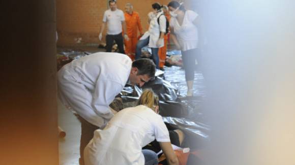 Pirotecnia, pánico y puertas cerradas, el cóctel mortal Pirotecnia, pánico y puertas cerradas, el cóctel mortal