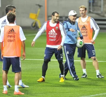 Con el póker de ases Con el póker de ases