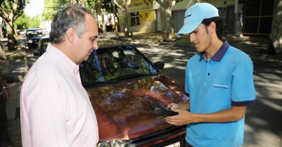 Los servicios durante los 2 días feriados Los servicios durante los 2 días feriados