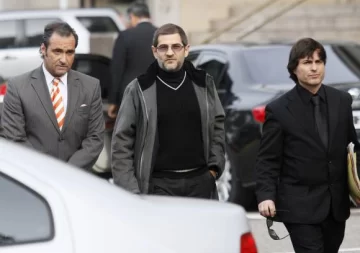 Ordenaron detener a los hermanos Schoklender Ordenaron detener a los hermanos Schoklender