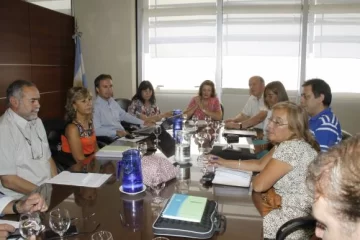 Gobierno ofreció un aumento del 23% a docentes Gobierno ofreció un aumento del 23% a docentes