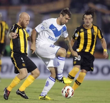 Vélez ganó cerca del final y lidera Vélez ganó cerca del final y lidera