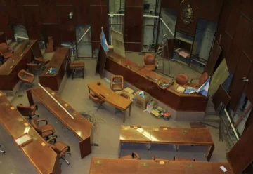 Los diputados harán una sesión fuera del recinto Los diputados harán una sesión fuera del recinto