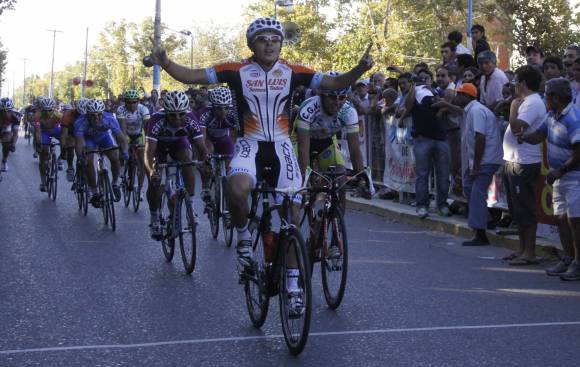 Lezica aguantó y ganó la clásica Lezica aguantó y ganó la clásica
