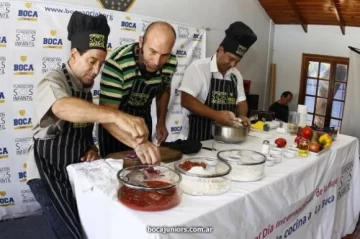 Angelici ironizó: “estamos en el horno” Angelici ironizó: “estamos en el horno”