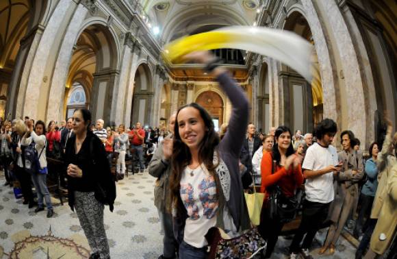En la era medieval, los cónclaves duraron años En la era medieval, los cónclaves duraron años