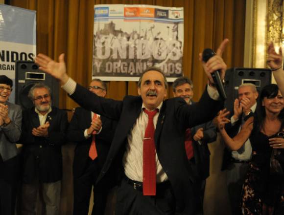 Amplían al cepo al dólar Amplían al cepo al dólar