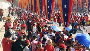 Cerca de 2 millones de venezolanos despiden a Chávez Cerca de 2 millones de venezolanos despiden a Chávez
