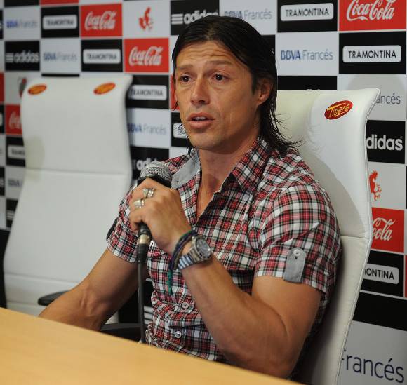 Almeyda vuelve a ser entrenador Almeyda vuelve a ser entrenador