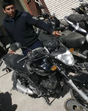 Robó una moto pero cayó con el botín Robó una moto pero cayó con el botín