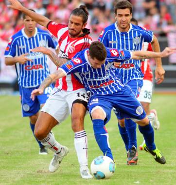 En La Plata, el empate no le sirvió a ninguno de los dos En La Plata, el empate no le sirvió a ninguno de los dos