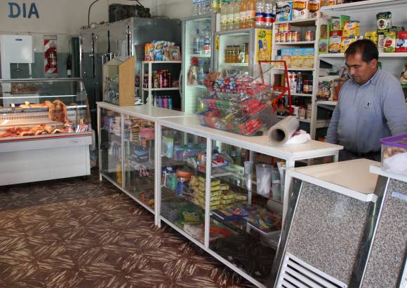 Sustraen unos 25.000 pesos en mercadería de un negocio Sustraen unos 25.000 pesos en mercadería de un negocio