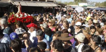 Una procesión récord con la fe renovada por el Papa Una procesión récord con la fe renovada por el Papa