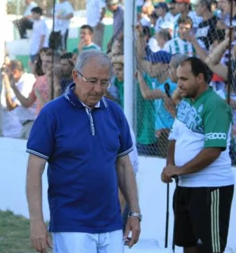 Entre lágrimas acusó a la dirigencia Entre lágrimas acusó a la dirigencia