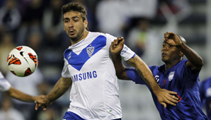 Vélez empató con Emelec y se aseguró el primer puesto Vélez empató con Emelec y se aseguró el primer puesto