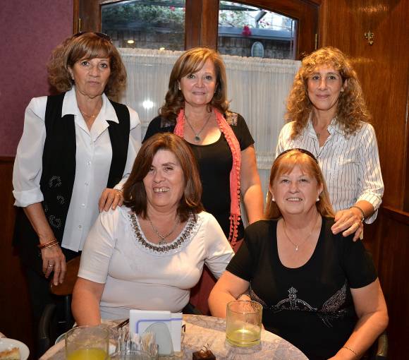 Té cumpleañero de Arena Té cumpleañero de Arena