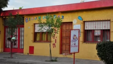 Nuevo jardín del horror: nenes golpeados y con miedo al agua Nuevo jardín del horror: nenes golpeados y con miedo al agua