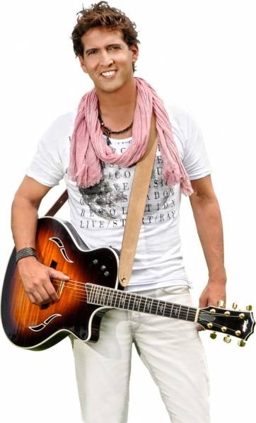 Un romántico anda de gira por Cuyo Un romántico anda de gira por Cuyo