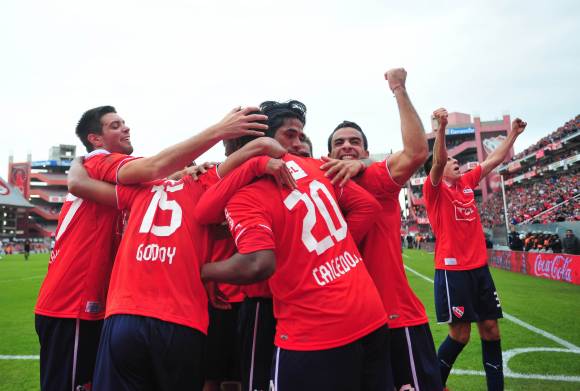 Un Caicedo intratable dejó a San Martín en coma Un Caicedo intratable dejó a San Martín en coma