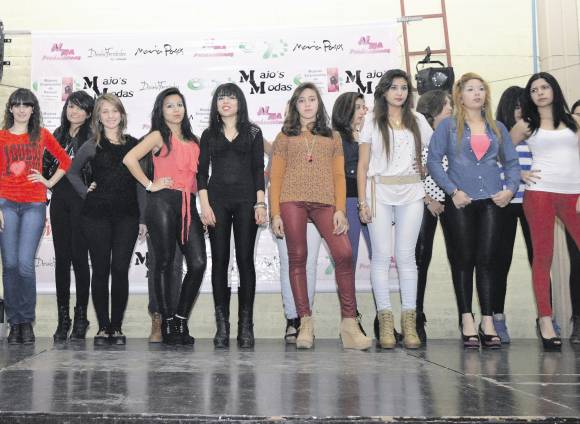 Buscan a modelos para sus comercios Buscan a modelos para sus comercios