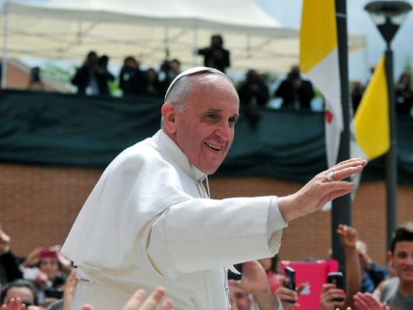 Francisco: “Nunca más el dinero por encima de la dignidad” Francisco: “Nunca más el dinero por encima de la dignidad”